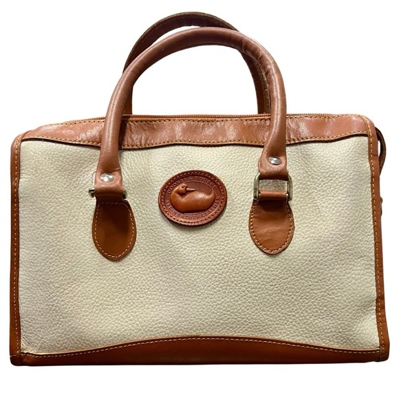 Dooney & Bourke Handbags - 👜 Dooney & Bourke All Weather Leather Satchel – Vintage